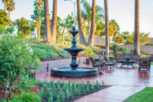 fountain and outdoor seating at Highland Palms