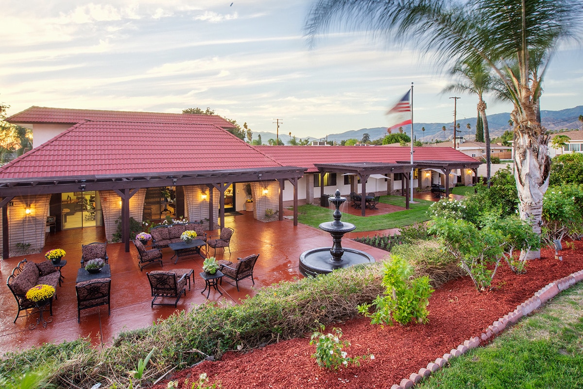 Highland Palms exterior